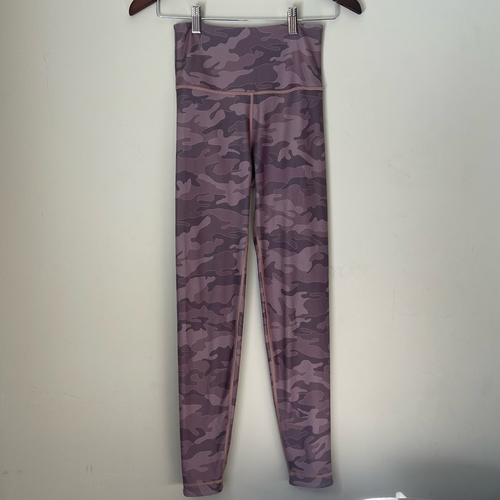 Wear it to Heart | Camo leggings​